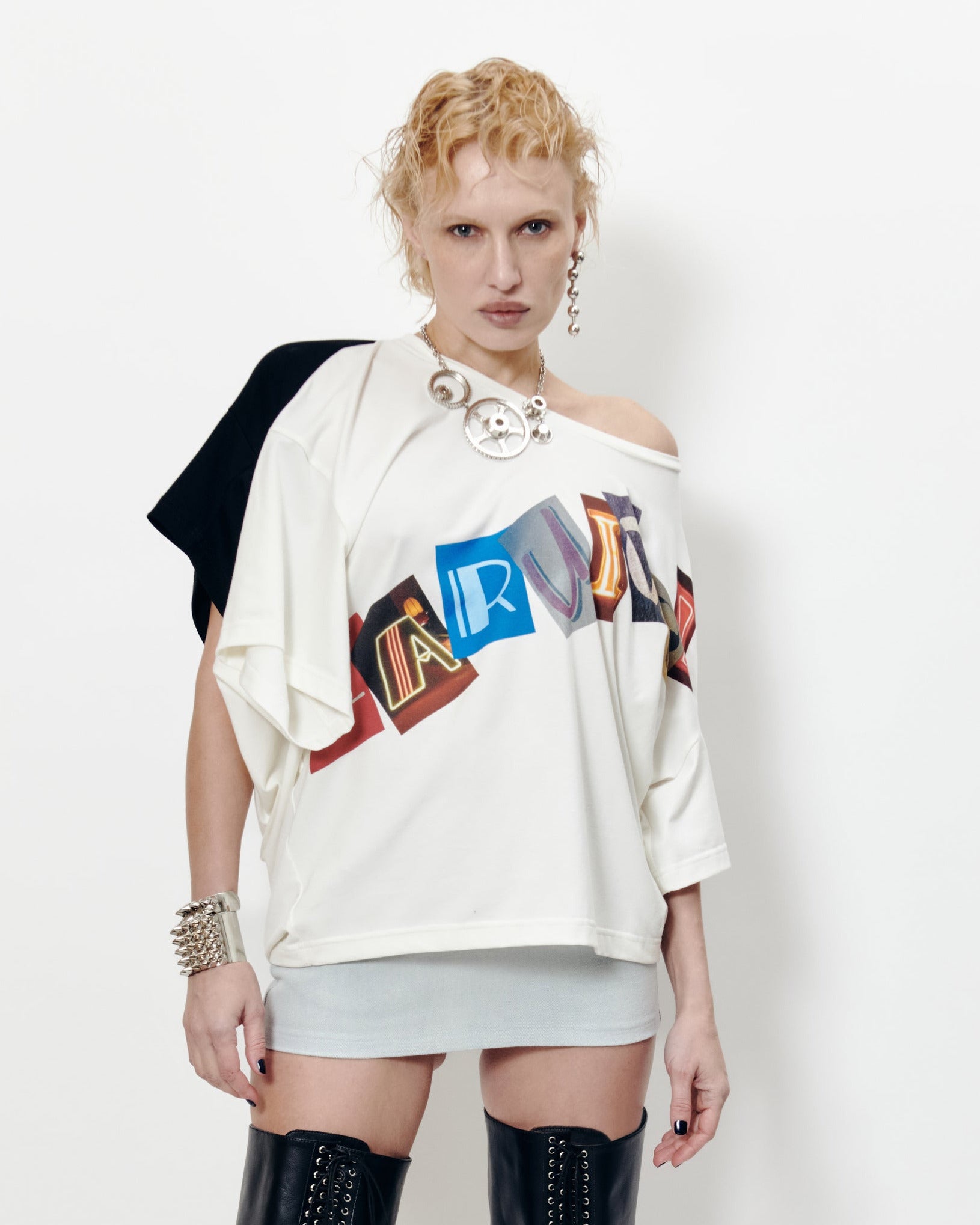 TWO WAY LOGO PRINTED T-SHIRT DRESS XS TWO WAY LOGO PRINTED T-SHIRT DRESS XS