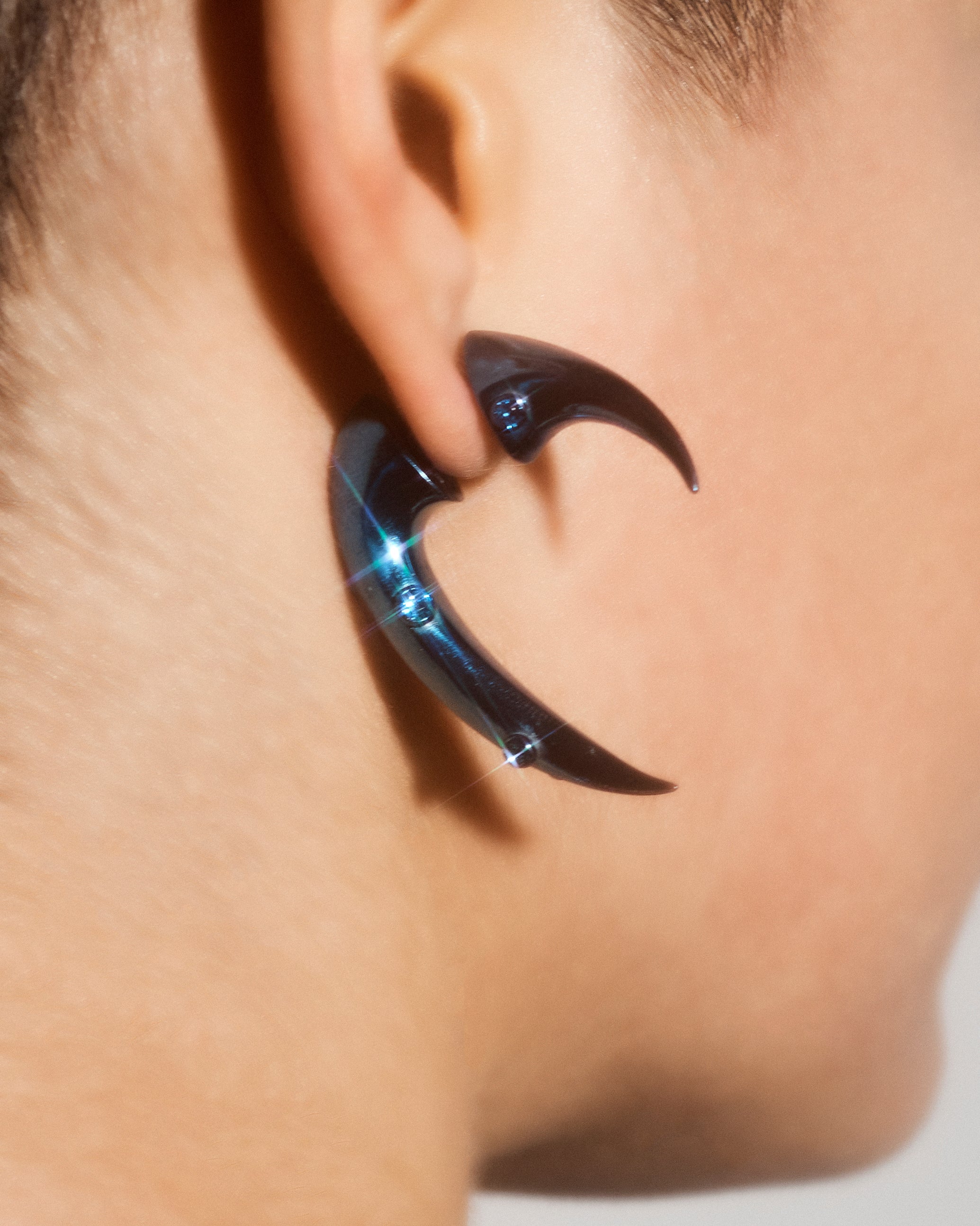 AMORI FOLLI EARRINGS