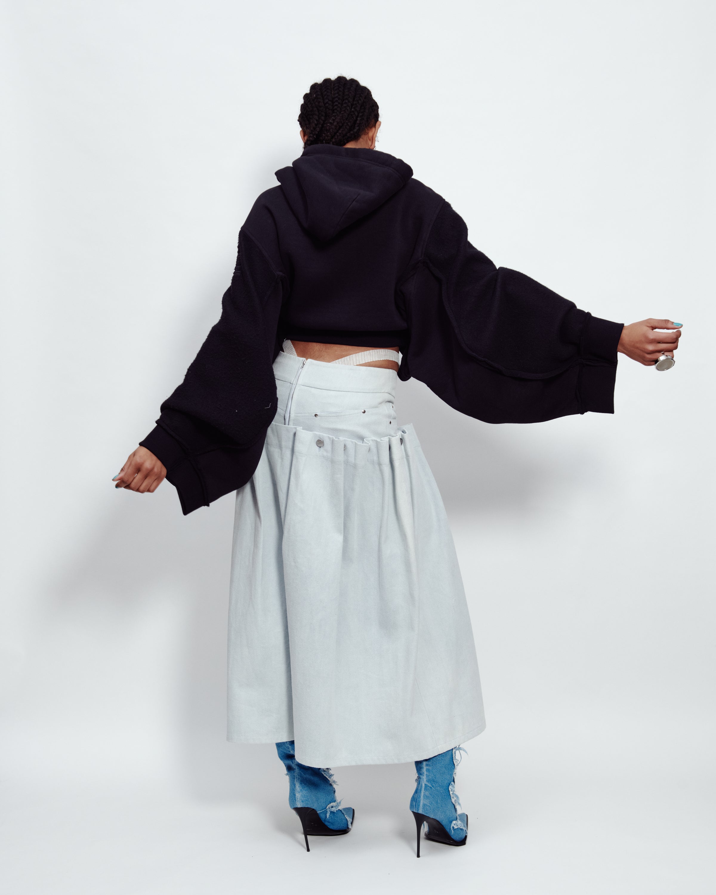 DECONSTRUCTED SWEATSHIRT