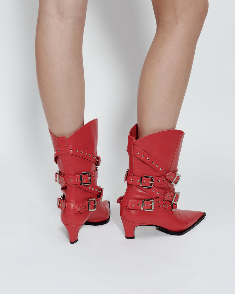 BUCKLE BELT BOOTS