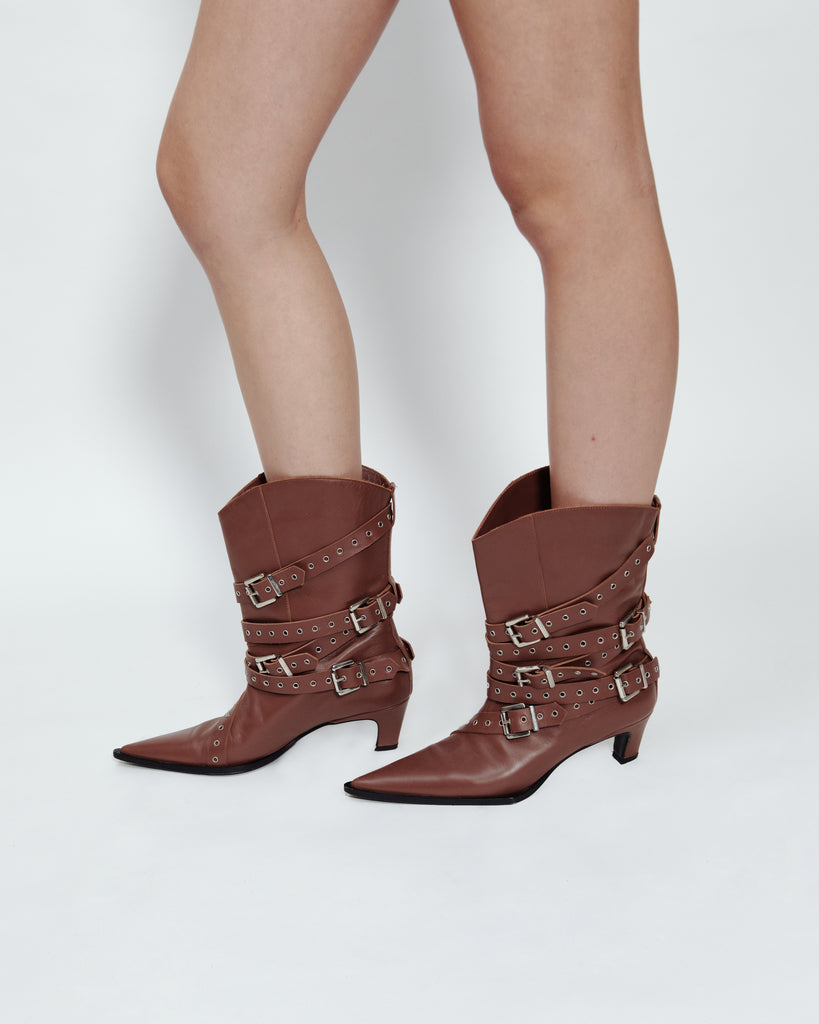 BUCKLE BELT BOOTS