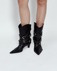 BUCKLE BELT BOOTS