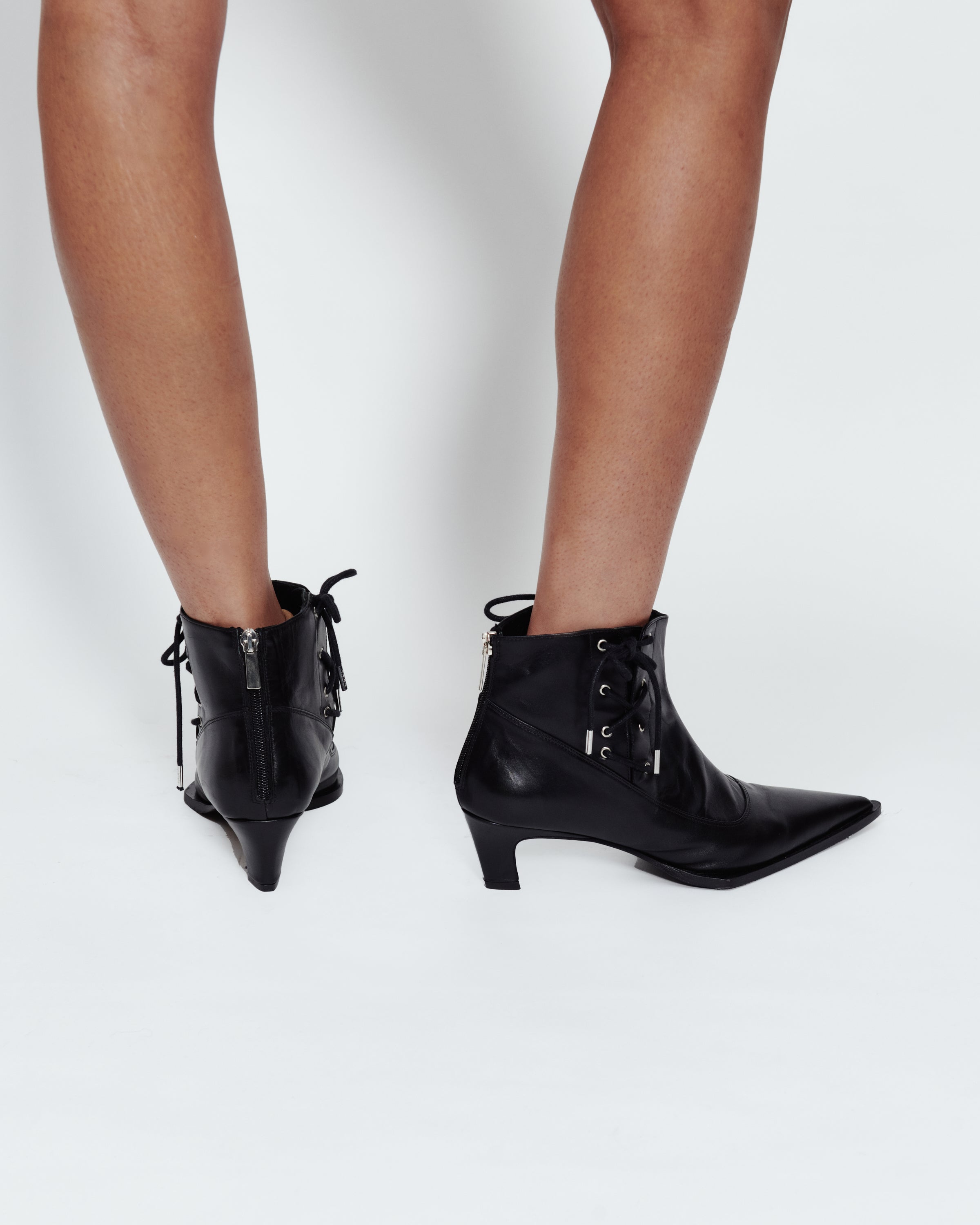 LACE UP ANKLE BOOTS 36 LACE UP ANKLE BOOTS 36