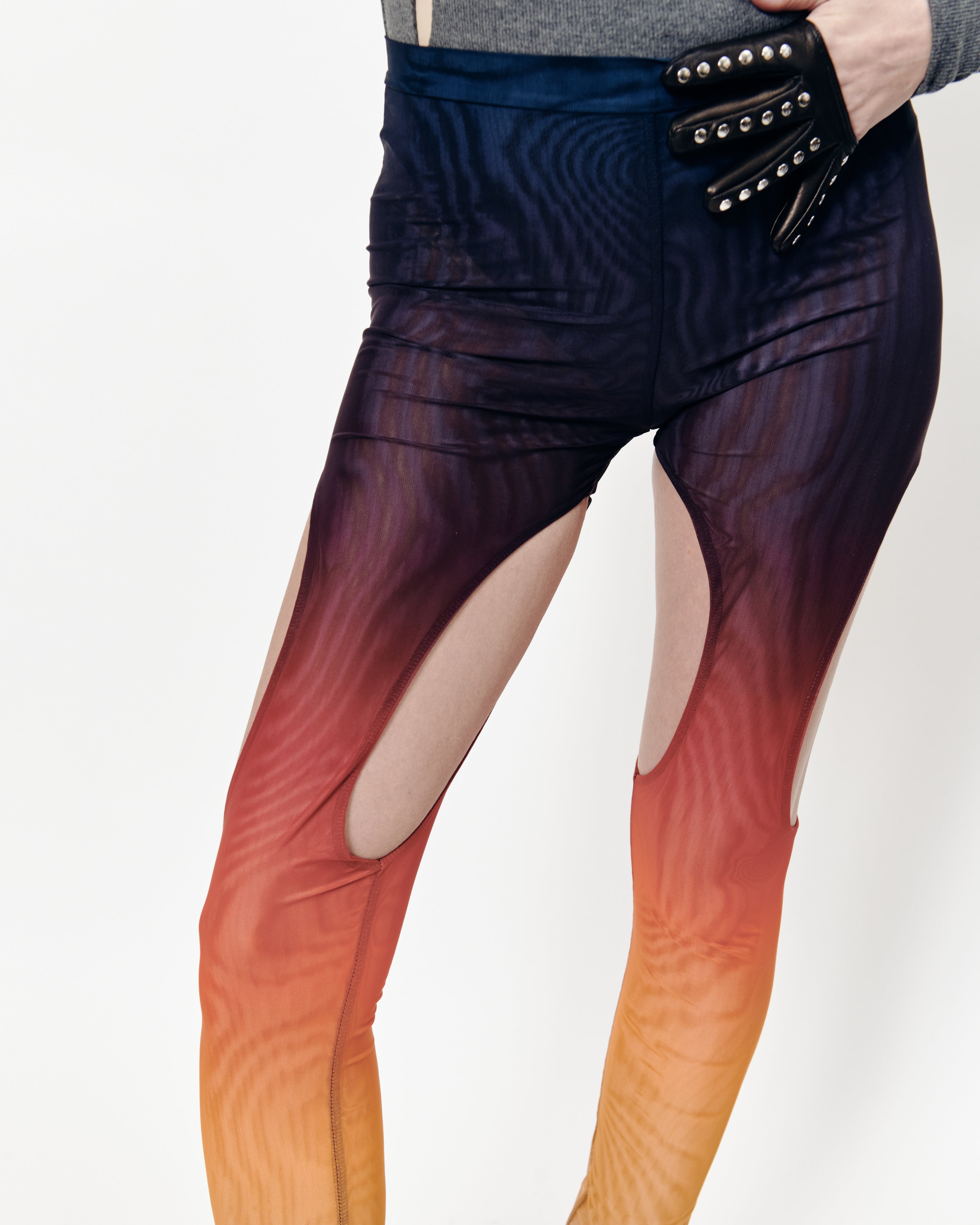COLLANT DÉCOUPÉ