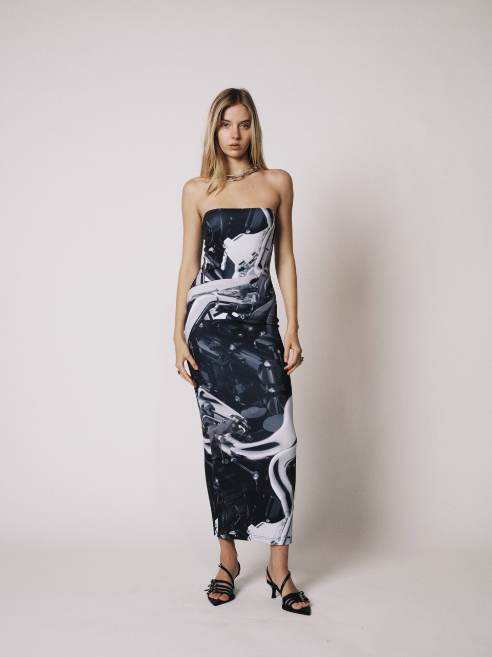 PRINTED STRAPLESS DRESS