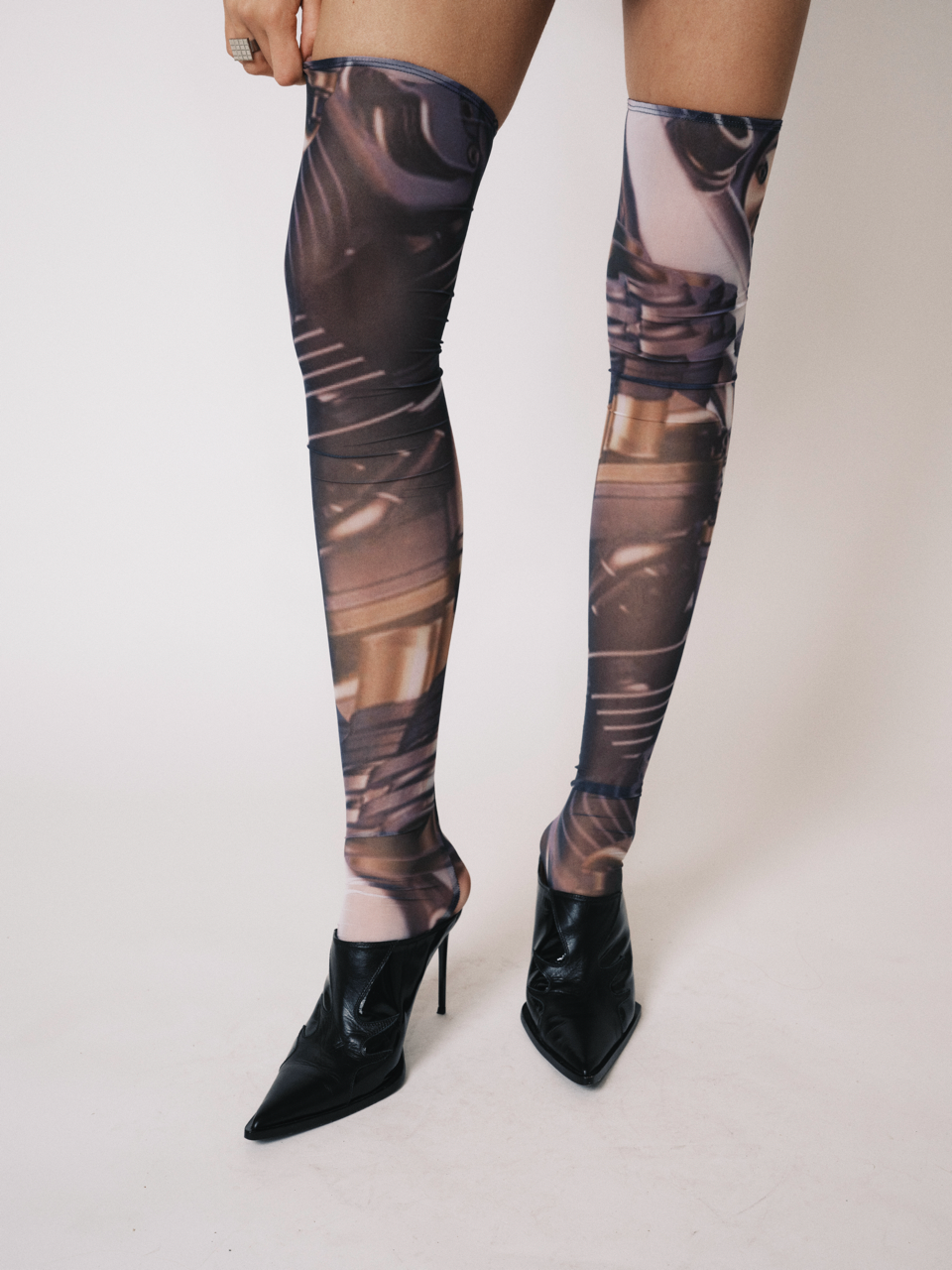 CHAUSSETTES EN FILET IMPRIMÉES